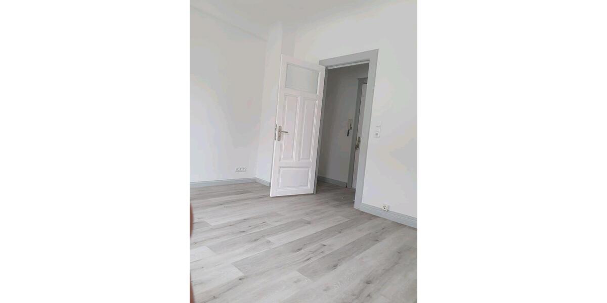 Etagenwohnung Bremerhaven - 3 Zimmer, 65 m&sup2;, 455&euro; | Angebot:25402553