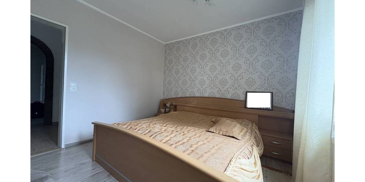 Einfamilienhaus Nordenham - 7 Zimmer, 188 m&sup2;, 349.000&euro; | Angebot:26153978