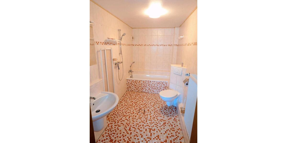 Einfamilienhaus Beverstedt - 8 Zimmer, 240 m&sup2;, 2.950&euro; | Angebot:24773878