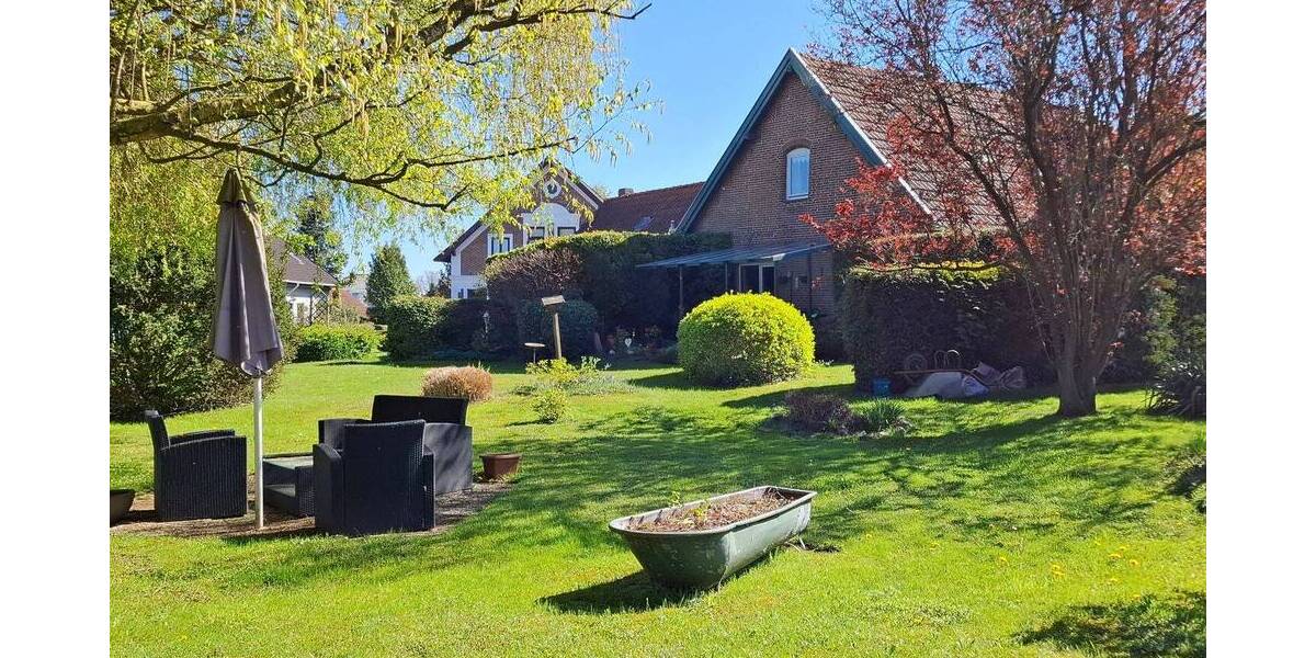 Einfamilienhaus Brake Kirchhammelwarden - 5 Zimmer, 144 m&sup2;, 240.000&euro; | Angebot:26388781