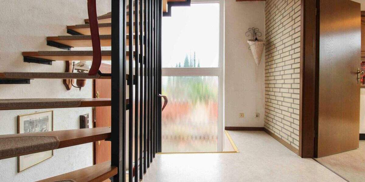 Einfamilienhaus Bremerhaven Leherheide - 8 Zimmer, 264 m&sup2;, 299.990&euro; | Angebot:25400461