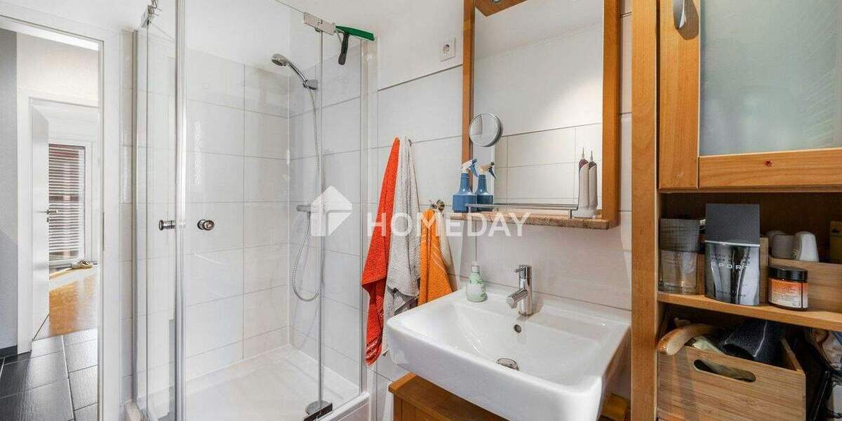 Mehrfamilienhaus, Wohnhaus Bremerhaven Geestemünde - 8 Zimmer, 240 m&sup2;, 499.000&euro; | Angebot:25896685
