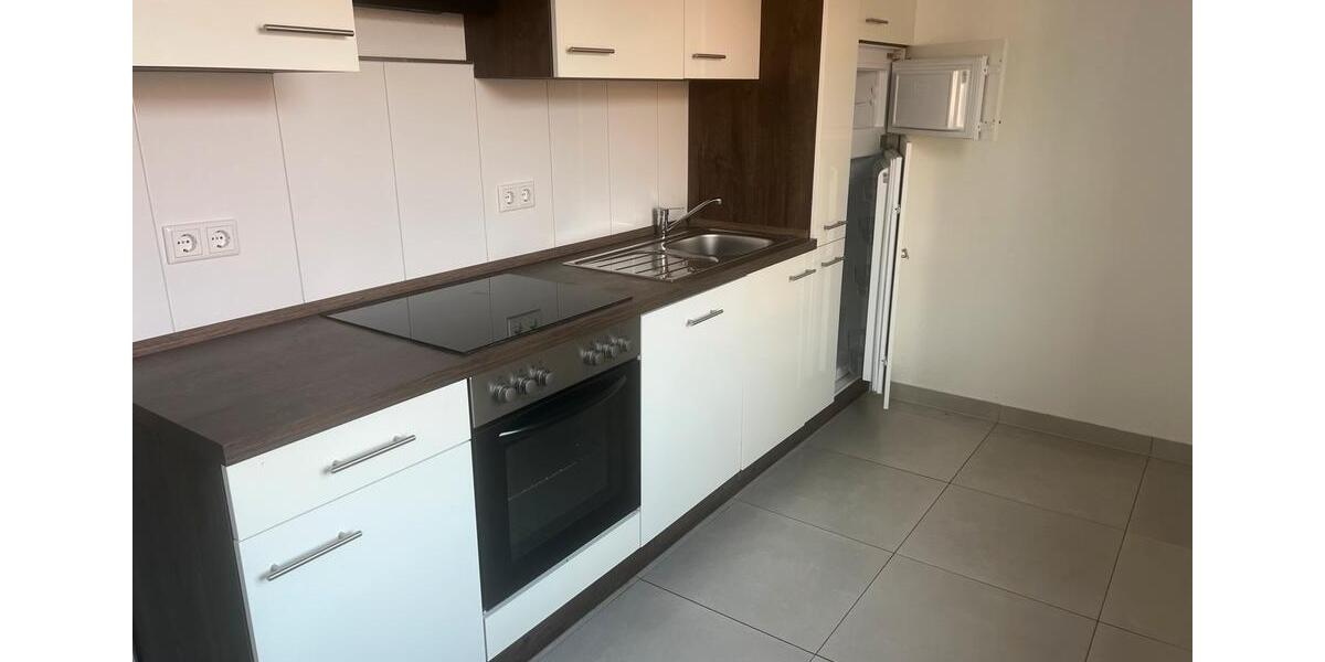 Etagenwohnung Nordenham - 4 Zimmer, 110 m&sup2;, 600&euro; | Angebot:26335723