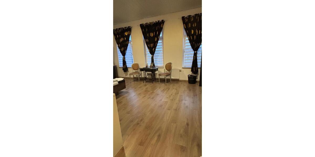 Doppelhaushälfte Nordenham - 10 Zimmer, 290 m&sup2;, 499.000&euro; | Angebot:27023189