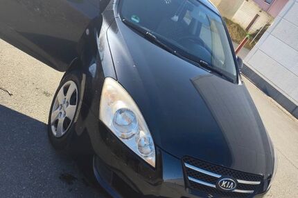 Kia ceed / Ceed 72.000 km 7.300 &euro; Bremerhaven 27578