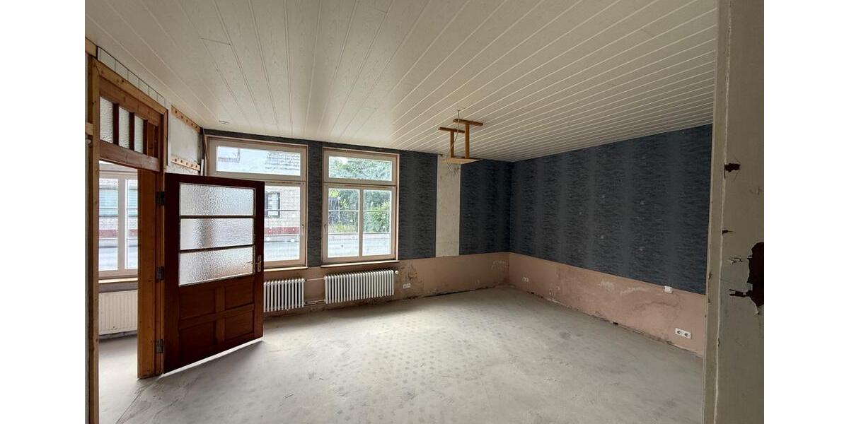 Einfamilienhaus Nordenham - 11 Zimmer, 189 m&sup2;, 199.000&euro; | Angebot:27096175