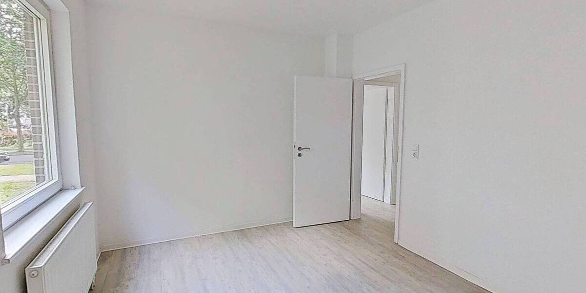Etagenwohnung Nordenham Einswarden - 6 Zimmer, 105 m&sup2;, 739&euro; | Angebot:26891622
