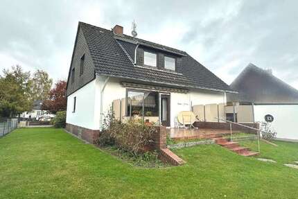 Haus zum Kaufen in Bremerhaven 279.000 € 145 m² 7 zimmer