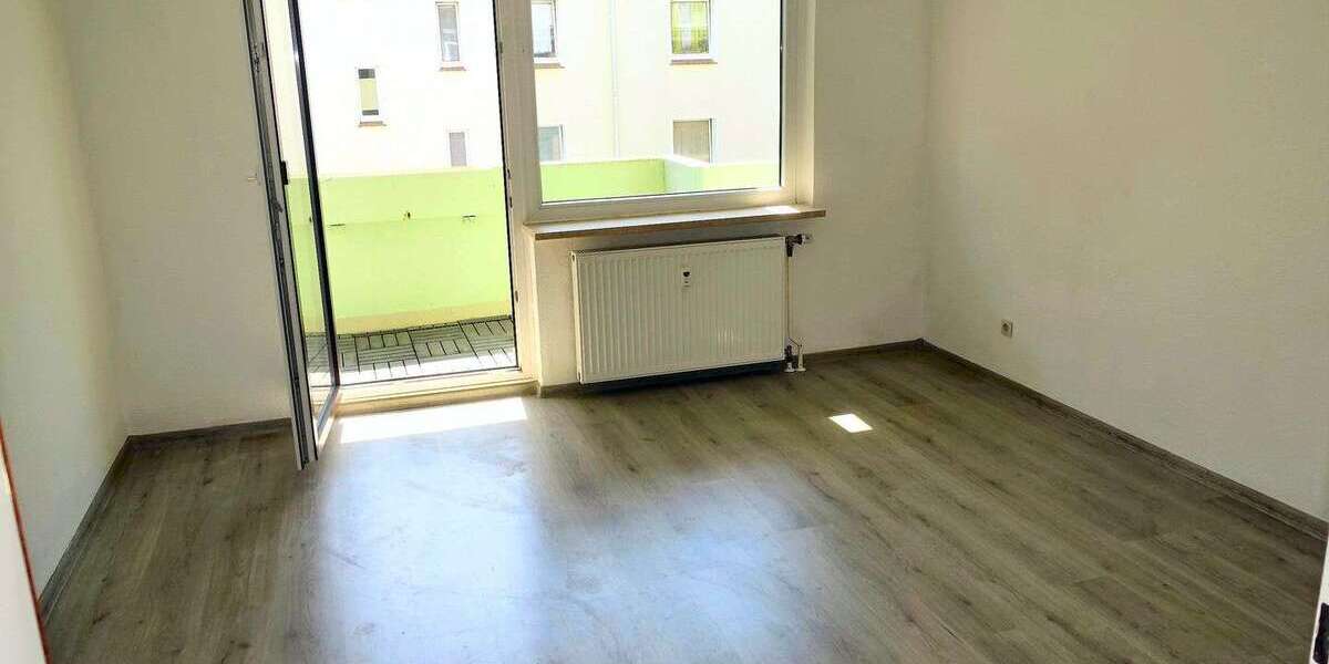 Etagenwohnung Häfen - Bremerhaven Bremerhaven - 4 Zimmer, 101 m&sup2;, 840&euro; | Angebot:25662019