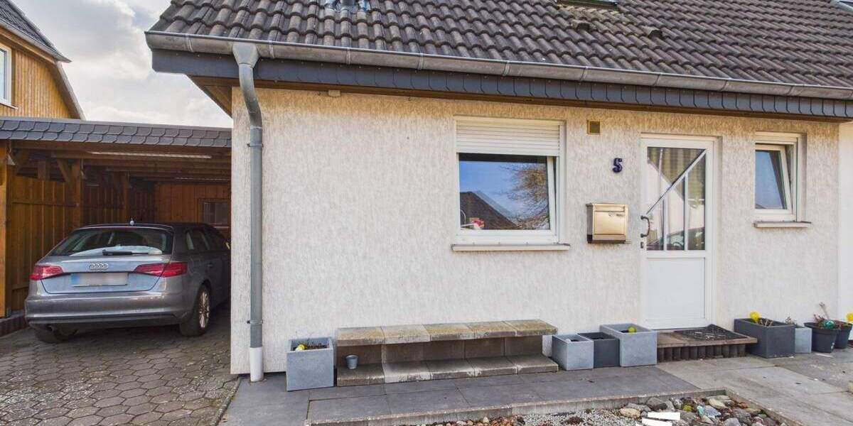 Doppelhaushälfte Schiffdorf / Spaden Spaden - 4 Zimmer, 104 m&sup2;, 199.000&euro; | Angebot:25279137