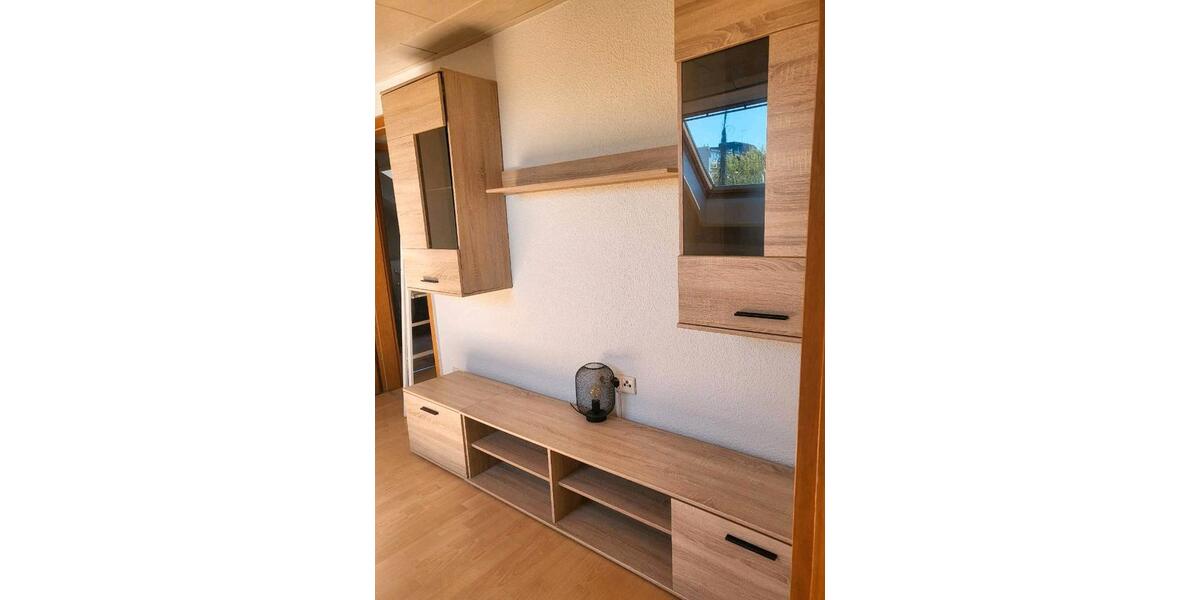 Dachgeschoßwohnung Wilhelmshaven Heppens - 3 Zimmer, 44 m&sup2;, 360&euro; | Angebot:26294967