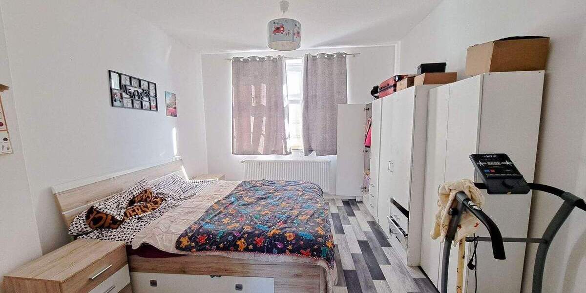 Etagenwohnung Bremerhaven Lehe - 3 Zimmer, 80 m&sup2;, 590&euro; | Angebot:25391926