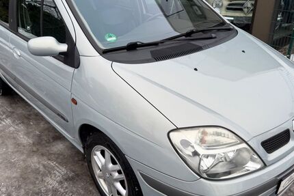 Renault Scenic 92.500 km 2.950 &euro; Beverstedt 27616