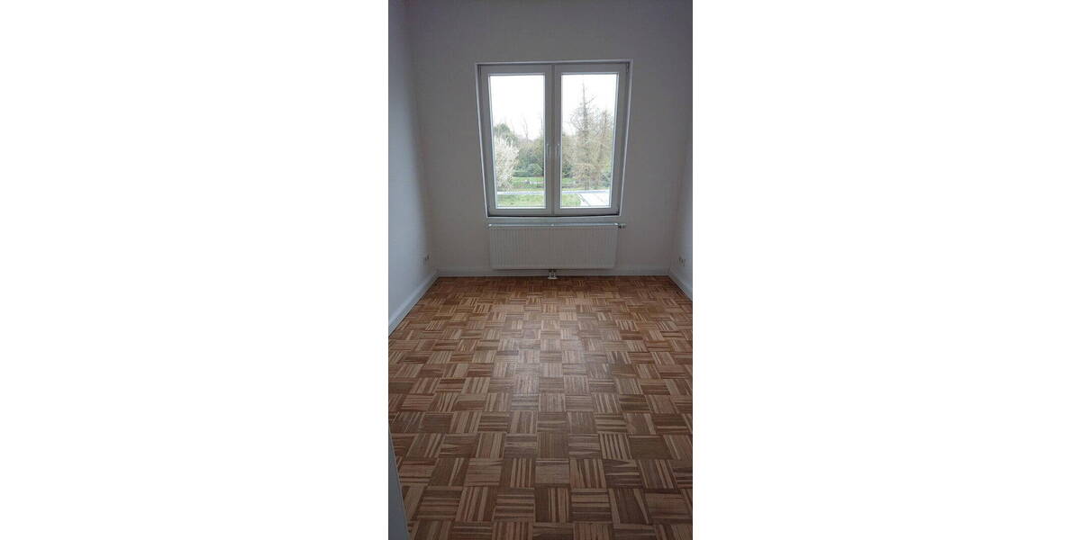 Etagenwohnung Nordenham Blexen - 5 Zimmer, 84 m&sup2;, 820&euro; | Angebot:26788338