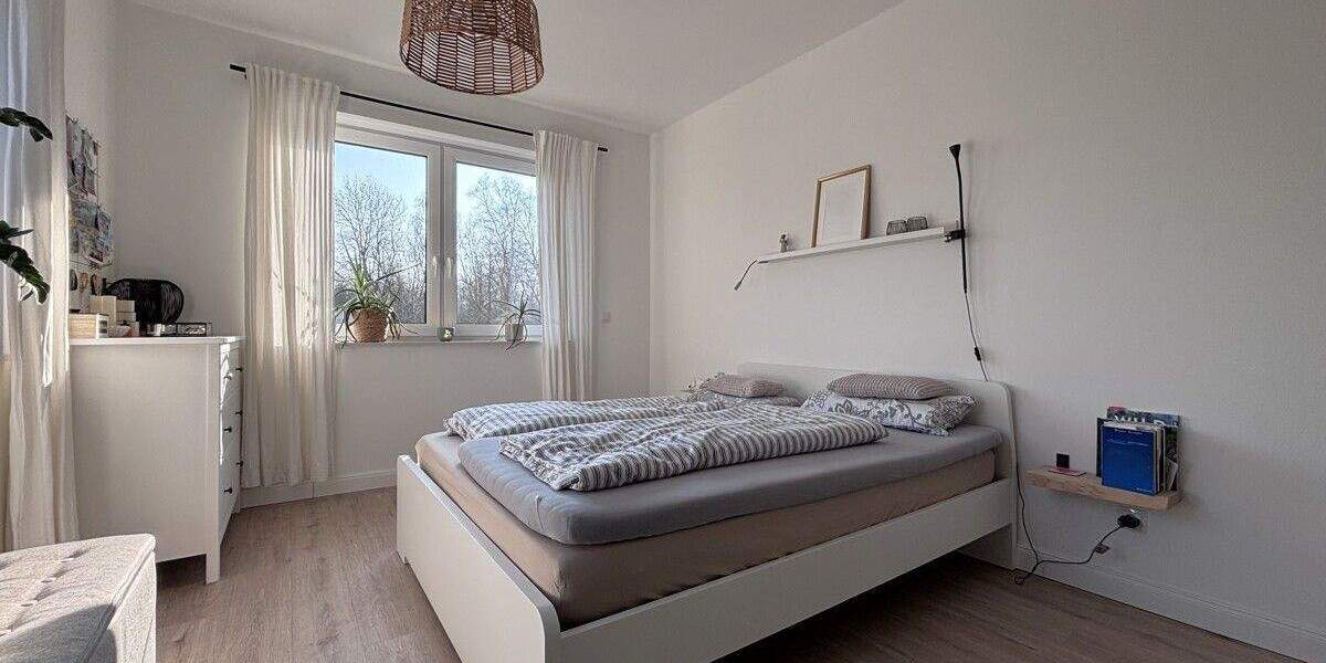 Etagenwohnung Bremerhaven Lehe - 3 Zimmer, 89 m&sup2;, 1.070&euro; | Angebot:26202085