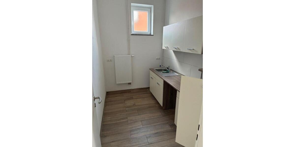Provisionsfrei* Gewerbehof - 2 Bürogebäude, 240 m² Lager & 13 Garagen direkt am Wasser - Gewerbeobjekt Bremerhaven Fischereihafen (Stadtteil) | Angebot:24480932