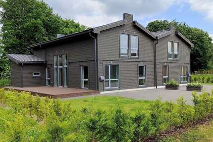 Haus zum Kaufen in Basdahl 329.800 € 150 m² 5 zimmer