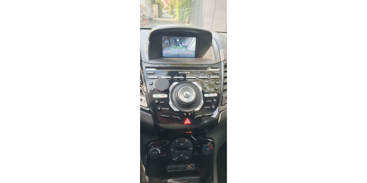 Ford Fiesta 140.000 km 6.000 &euro; Bremerhaven 27578