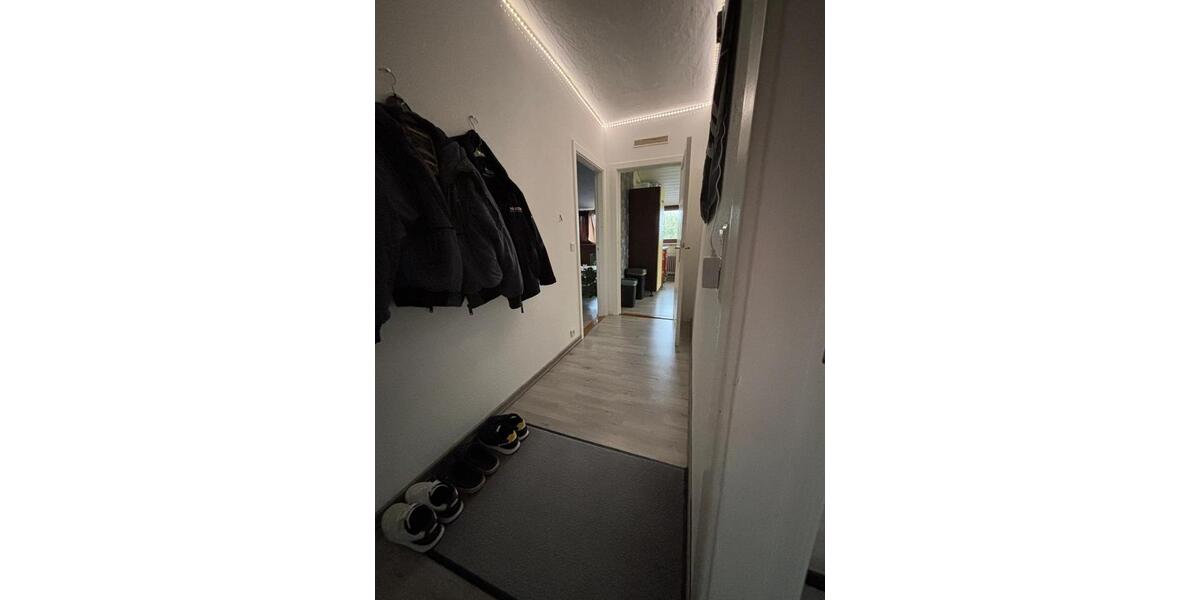 Dachgeschoßwohnung Nordenham - 2.5 Zimmer, 55 m&sup2;, 399&euro; | Angebot:24996722