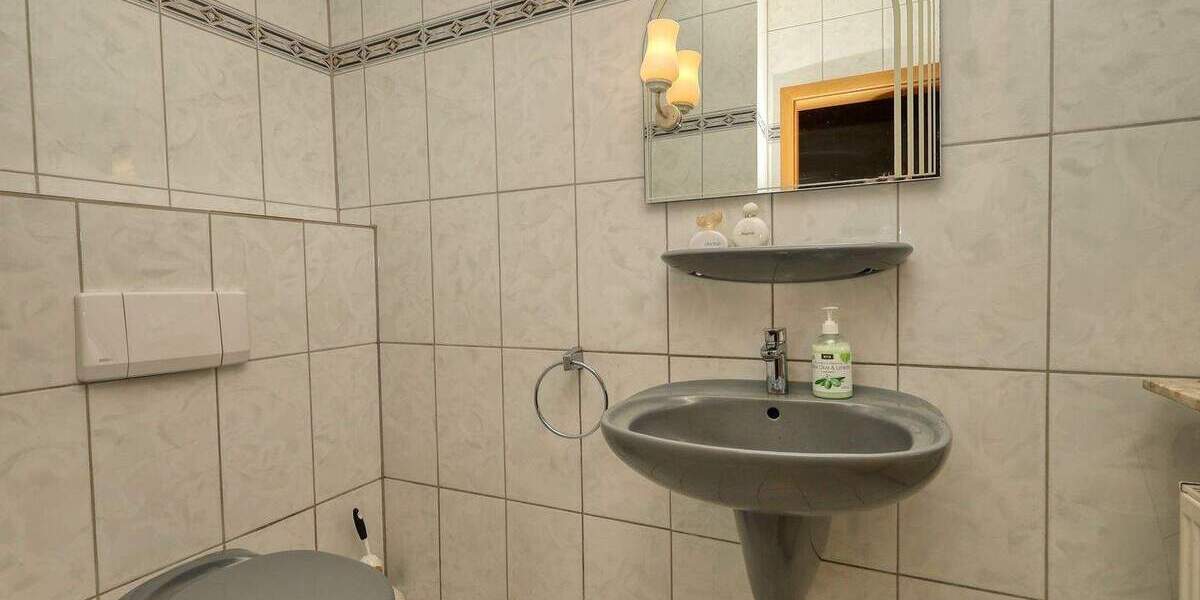 Einfamilienhaus Loxstedt Nesse - 5 Zimmer, 202 m&sup2;, 395.000&euro; | Angebot:25744108