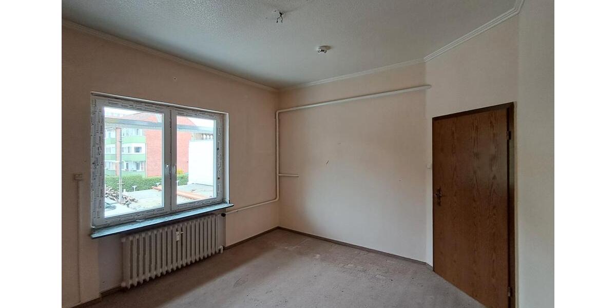 Etagenwohnung Bremerhaven Geestemünde - 4 Zimmer, 124 m&sup2;, 675&euro; | Angebot:26214579