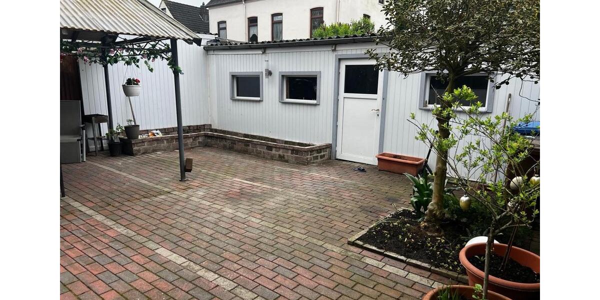 Doppelhaushälfte Brake (Unterweser) - 4 Zimmer, 160 m&sup2;, 145.000&euro; | Angebot:25841872