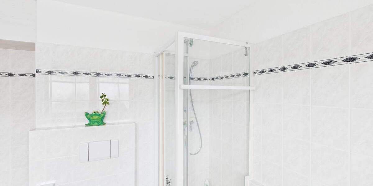 Reihenmittelhaus Bremerhaven Lehe - 6 Zimmer, 175 m&sup2;, 359.000&euro; | Angebot:24916557