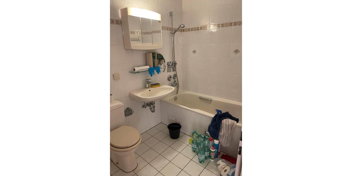 Etagenwohnung Bremerhaven Mitte - 1 Zimmer, 56 m&sup2;, 160.000&euro; | Angebot:26131420