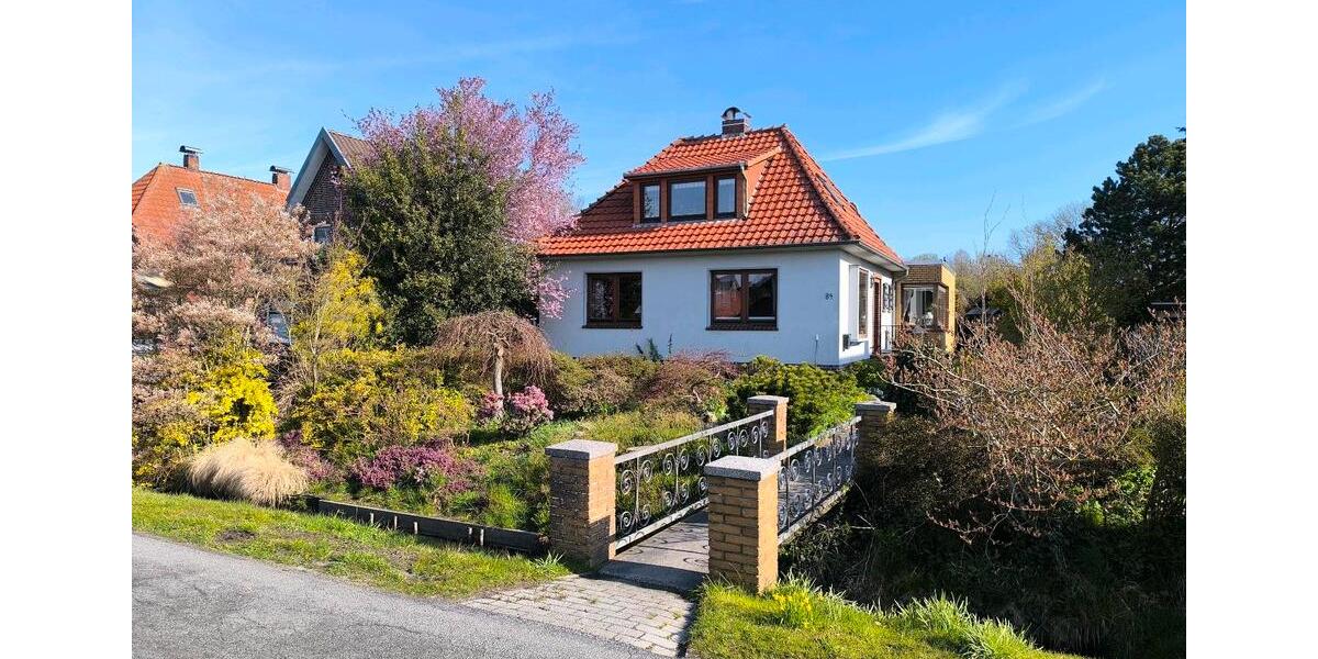 Einfamilienhaus Nordenham - 6 Zimmer, 180 m&sup2;, 240.000&euro; | Angebot:26416067