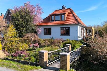 Haus Nordenham - 6 Zimmer, 180 m&sup2;, 240.000&euro; | Angebot:26416067