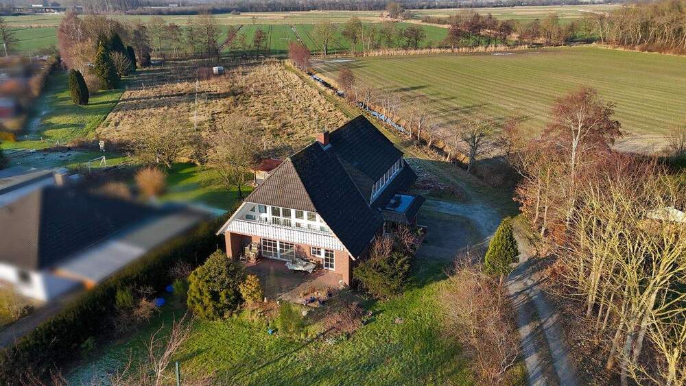 Einfamilienhaus Loxstedt Nesse - 5 Zimmer, 202 m&sup2;, 395.000&euro; | Angebot:25744108