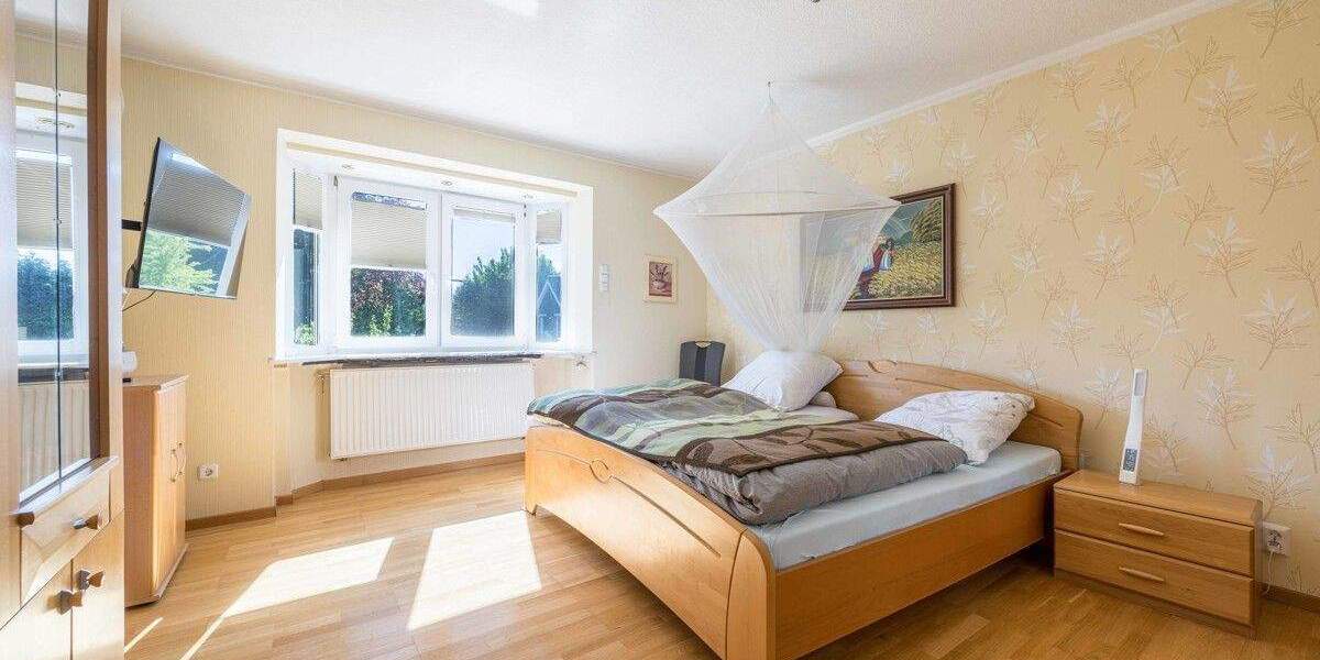 Reihenmittelhaus Bremerhaven Geestemünde - 5 Zimmer, 119 m&sup2;, 229.000&euro; | Angebot:25737095