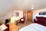 Einfamilienhaus Brake Kirchhammelwarden - 5 Zimmer, 144 m&sup2;, 240.000&euro; | Angebot:26388781