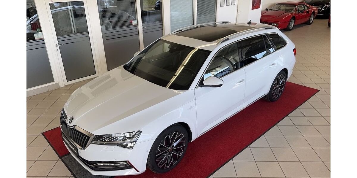 Skoda Superb 66.380 km 29.800 &euro; Stadland 26936