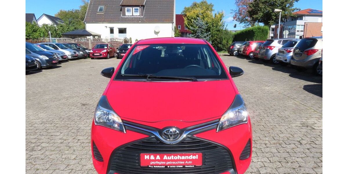 Toyota Yaris 141.261 km 6.999 &euro; Geestland 27607