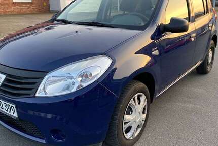 Dacia Sandero 105.651 km 500 &euro; Loxstedt 27612