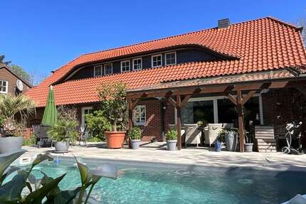 Haus Stadland - 8 Zimmer, 245 m&sup2;, 499.000&euro; | Angebot:26491574
