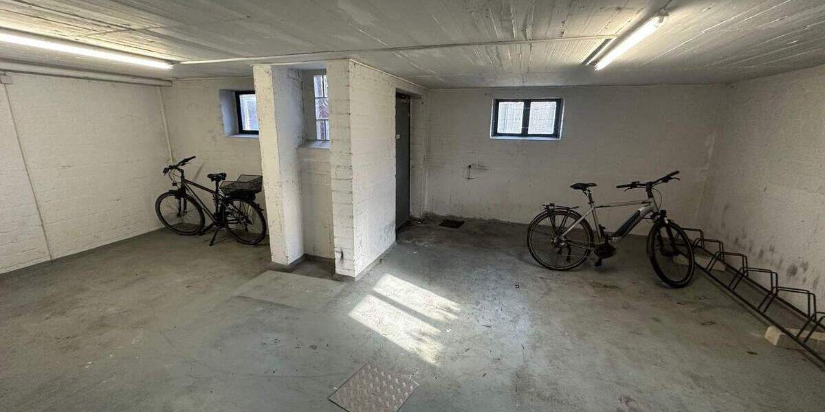 Etagenwohnung Nordenham - 3 Zimmer, 65 m&sup2;, 76.000&euro; | Angebot:25684264