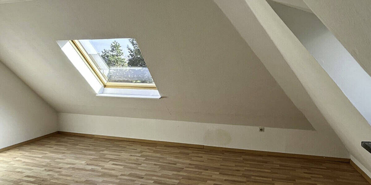 Einfamilienhaus Bremerhaven Schiffdorferdamm - 5 Zimmer, 134 m&sup2;, 325.000&euro; | Angebot:26242422