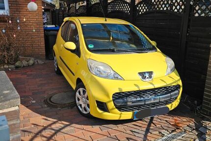 Peugeot 107 156.000 km 1.999 &euro; Bremerhaven 27576