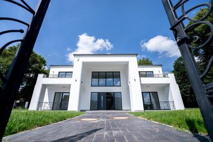 Haus Bremerhaven Wulsdorf - 7 Zimmer, 488 m&sup2;, 1.250.000&euro; | Angebot:26883913