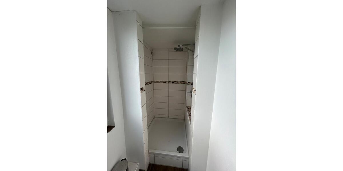 Bremerhaven, große Wohnung in guter Lage zu vermieten. 5 zimmer