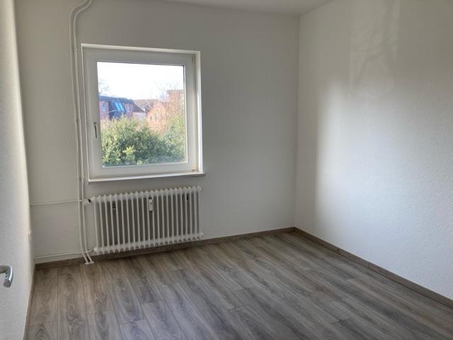 Etagenwohnung Brake (Unterweser) - 4 Zimmer, 65 m&sup2;, 530&euro; | Angebot:25266655