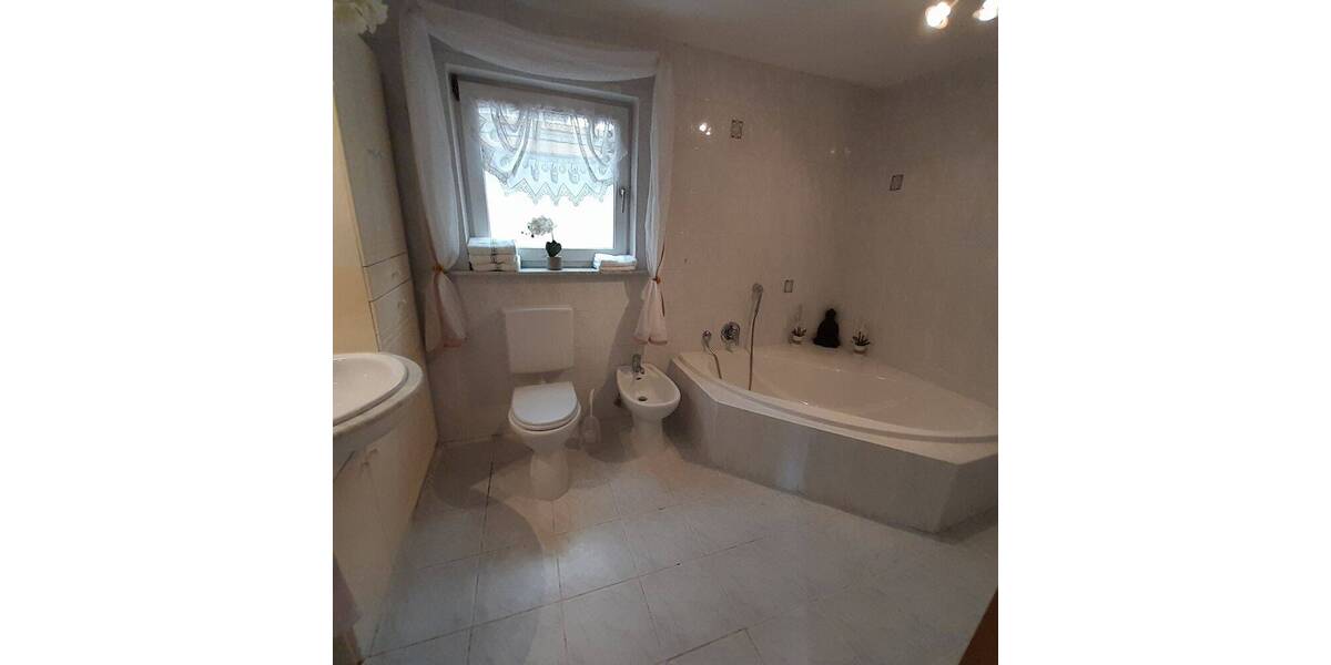 Einfamilienhaus Ovelgönne - 5 Zimmer, 110 m&sup2;, 198.000&euro; | Angebot:26886742