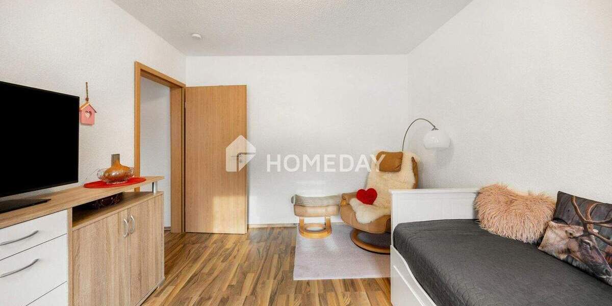 Reihenmittelhaus Bremerhaven Lehe - 7 Zimmer, 185 m&sup2;, 269.000&euro; | Angebot:24723069