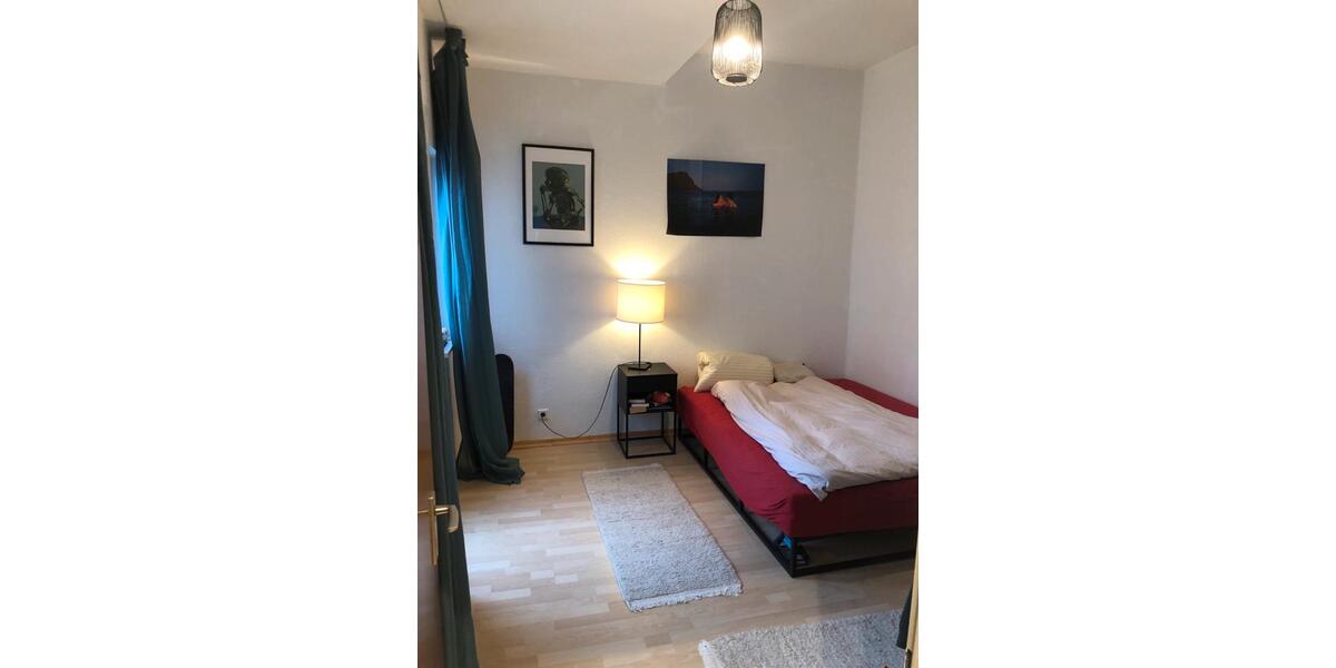 Dachgeschoßwohnung Bremerhaven Geestemünde - 3 Zimmer, 80 m&sup2;, 540&euro; | Angebot:24509847