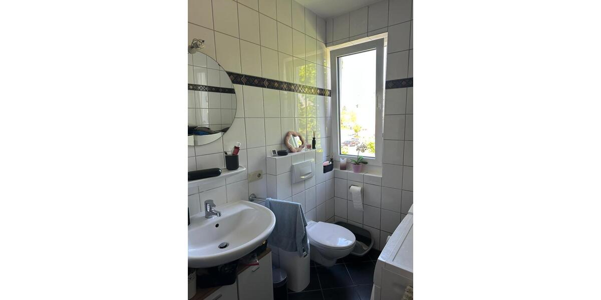 Etagenwohnung Nordenham - 2 Zimmer, 67 m&sup2;, 530&euro; | Angebot:26564233