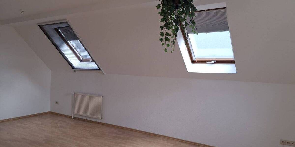 Mehrfamilienhaus, Wohnhaus Bremerhaven Lehe - 7 Zimmer, 240 m&sup2;, 290.000&euro; | Angebot:26796358