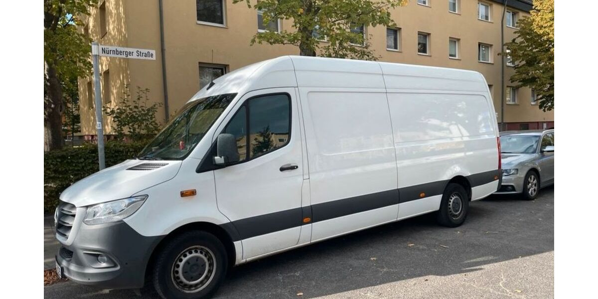 Mercedes-Benz Sprinter 187.000 km 22.500 &euro; Bremerhaven 27570