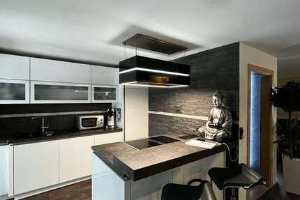 Haus zum Kaufen in Bremerhaven 525.000 € 240 m² 7 zimmer